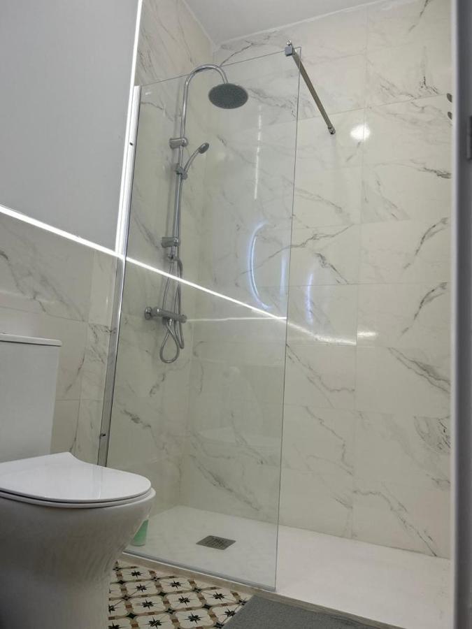 Apartamentos Jap Rocas Бенидорм Экстерьер фото